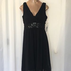 Super cute little black dress